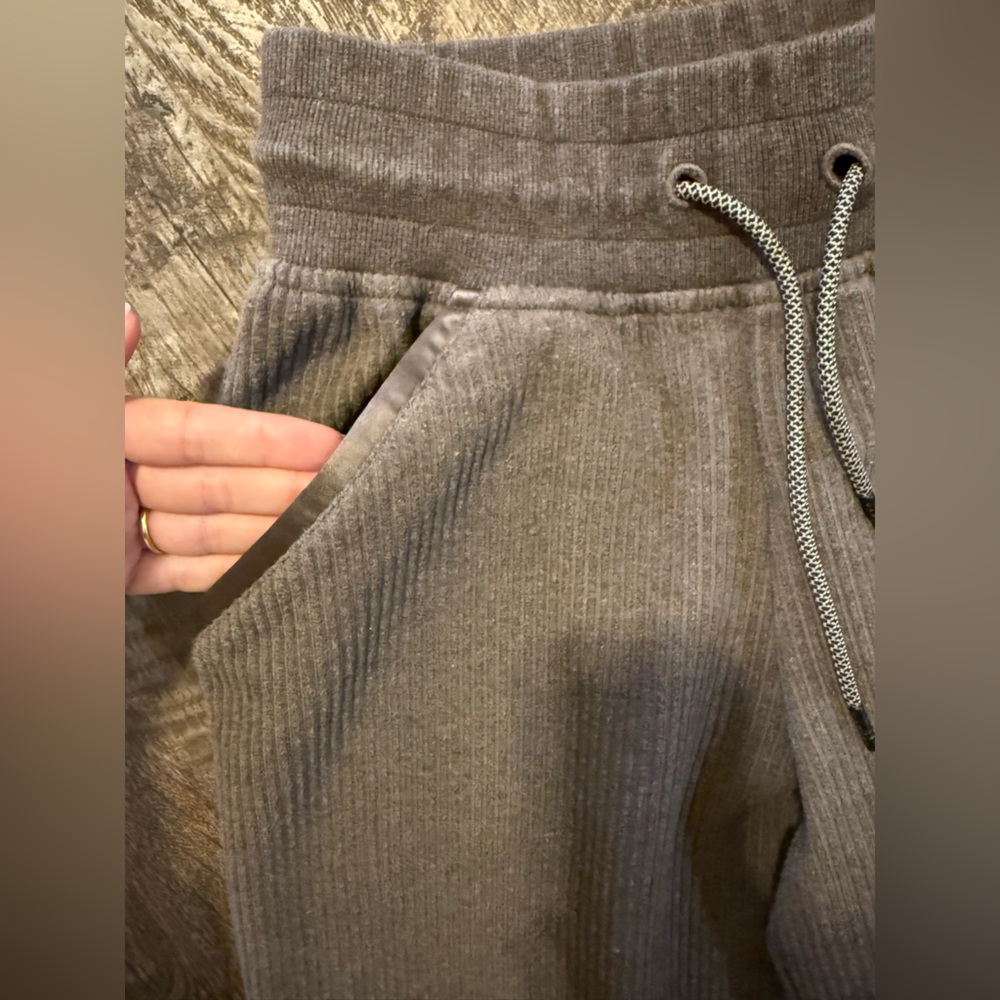 Varley Set - Picture 7 of 8